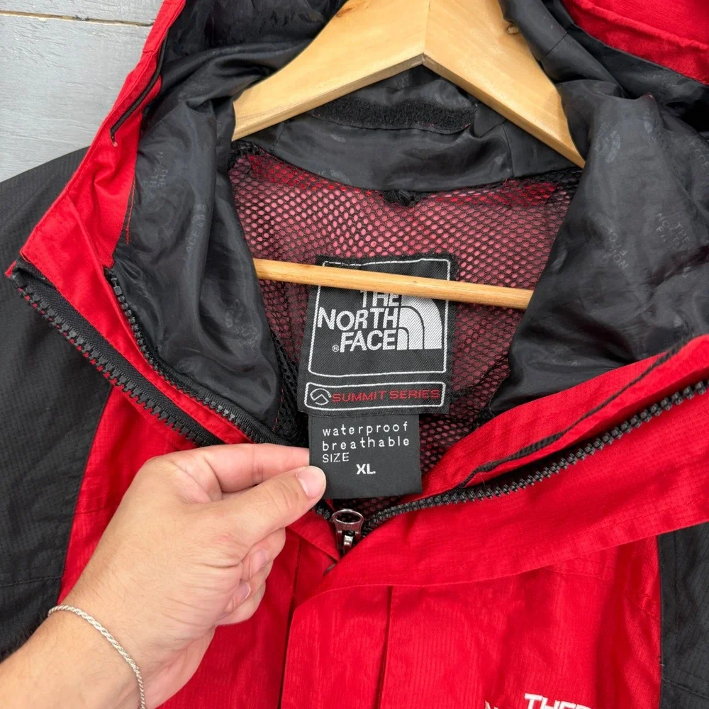 The North Face Summit Series Jacket Red Gore-Tex XCR Waterproof Hooded XL
